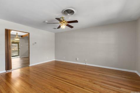 11114 Dreamland Drive San Antonio TX 78230