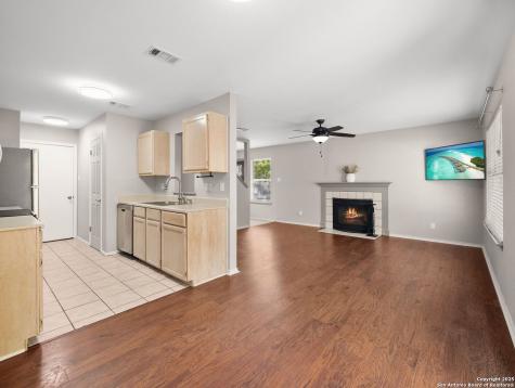 6310 Club Oaks San Antonio TX 78249