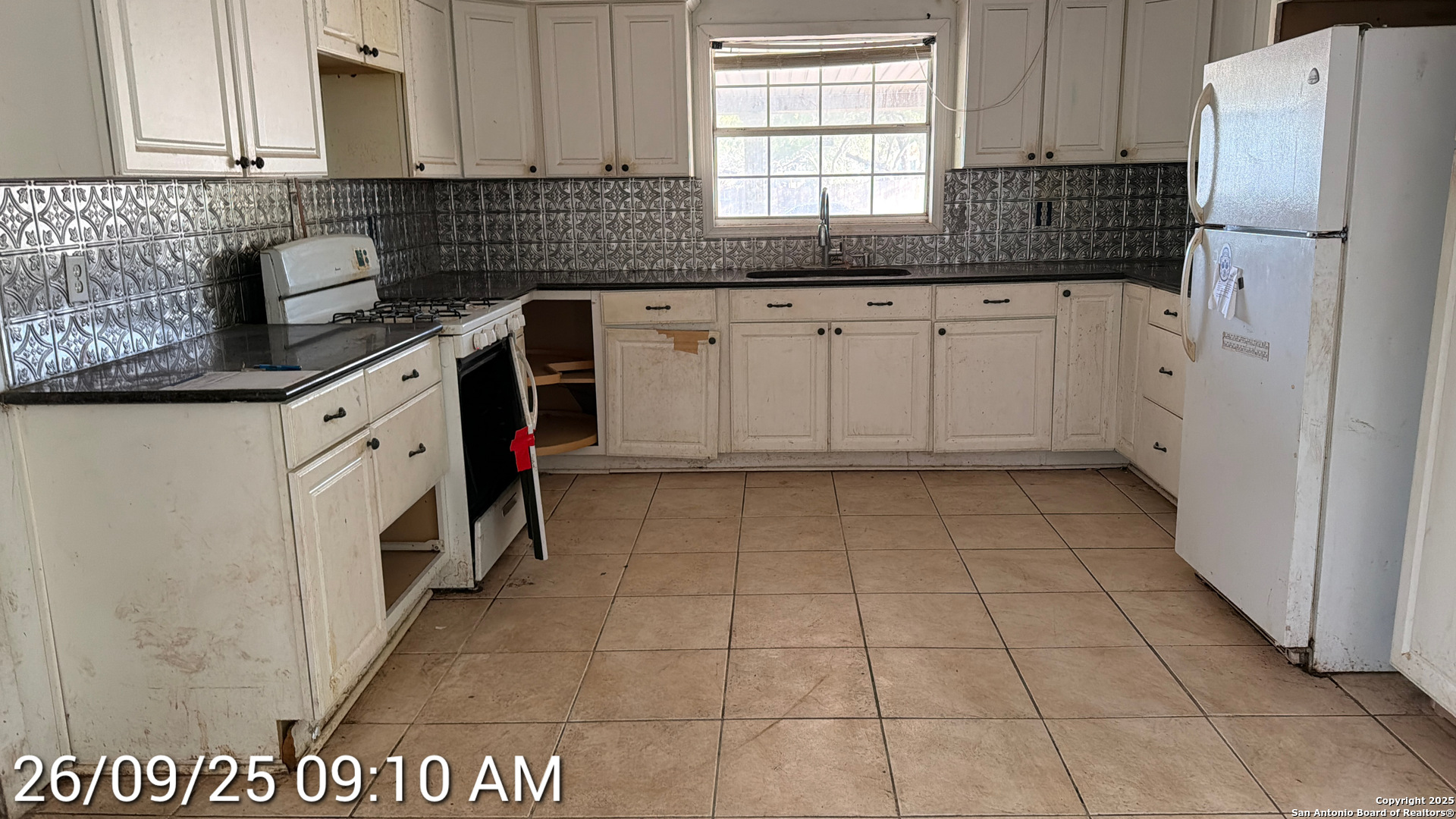 218 Graham Kenedy TX 78119