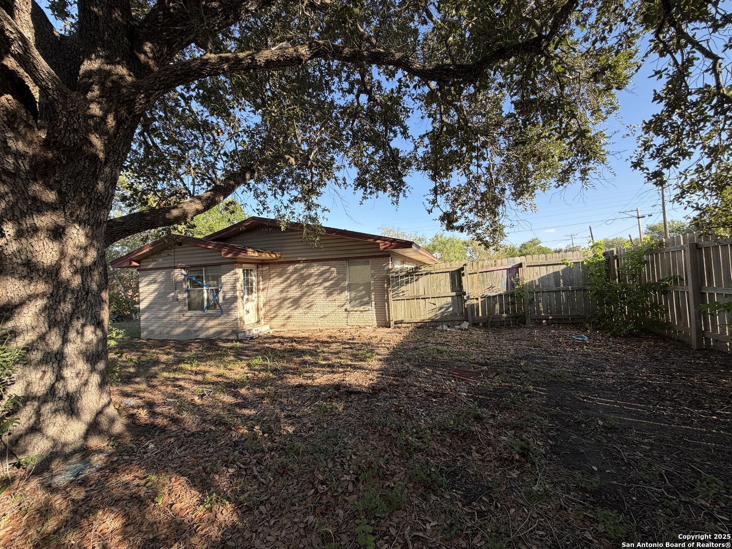 218 Graham Kenedy TX 78119