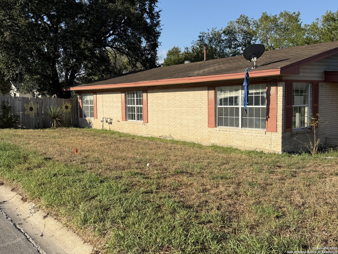 218 Graham Kenedy TX 78119