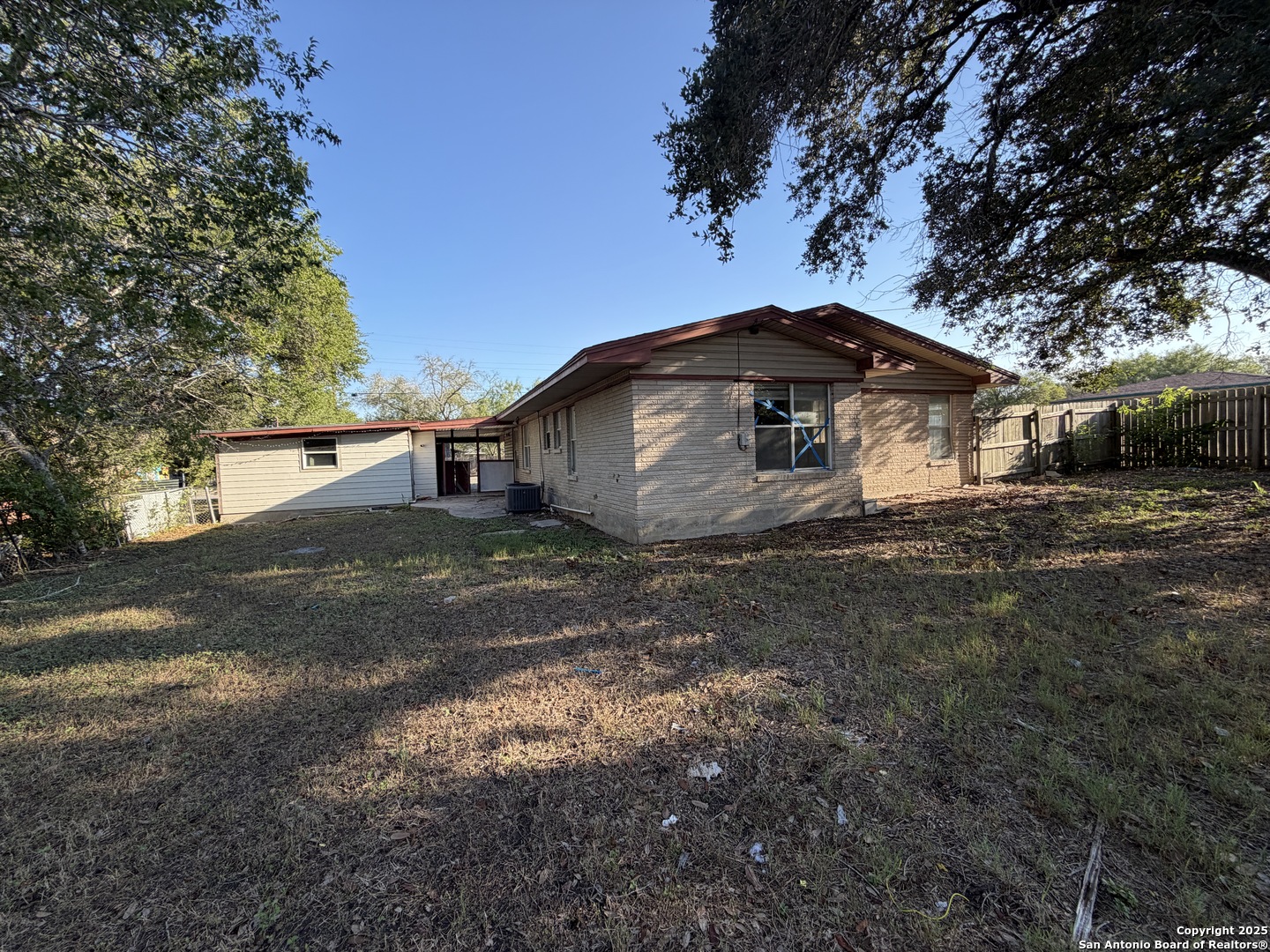 218 Graham Kenedy TX 78119