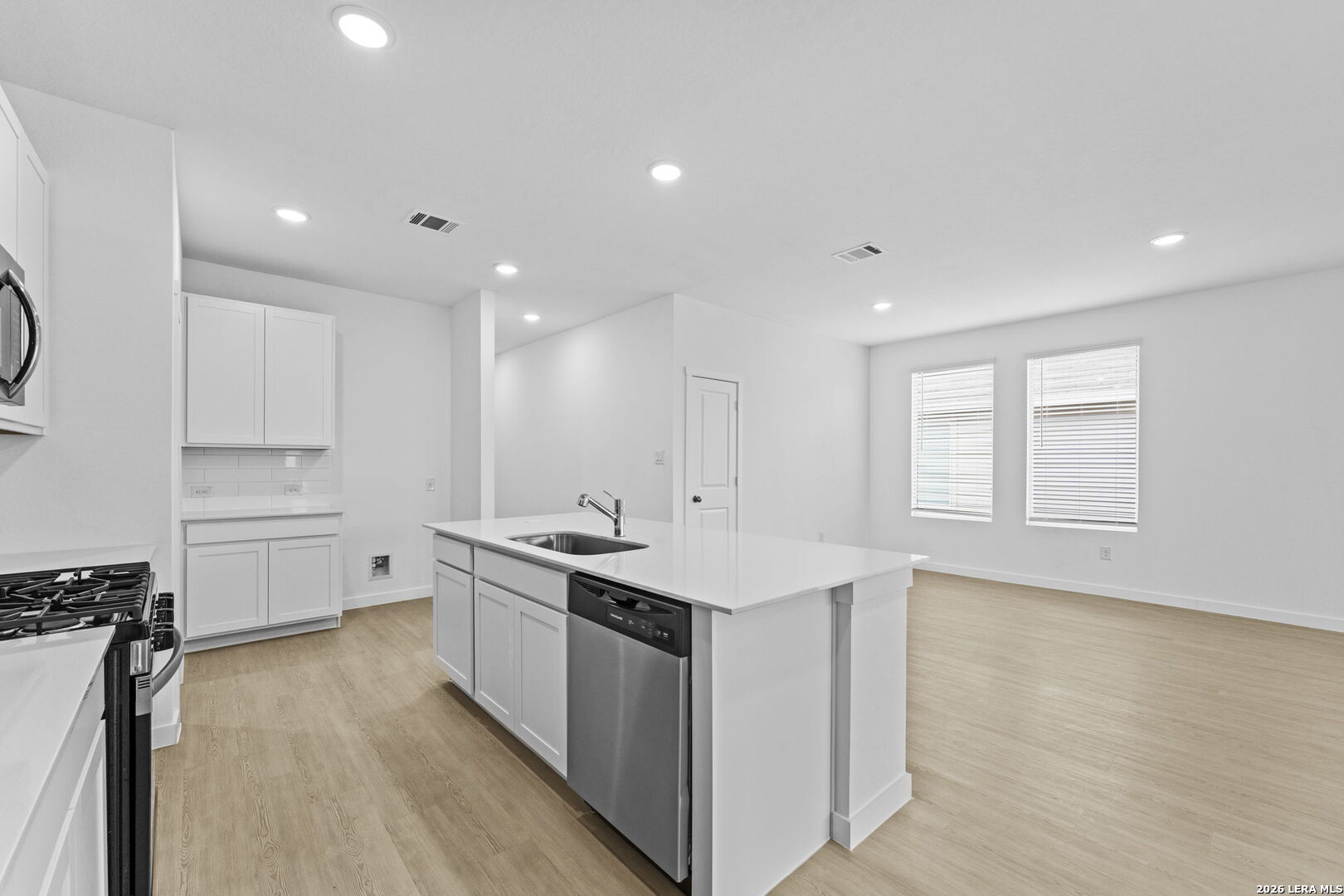 4642 Legacy Trail Von Ormy TX 78073