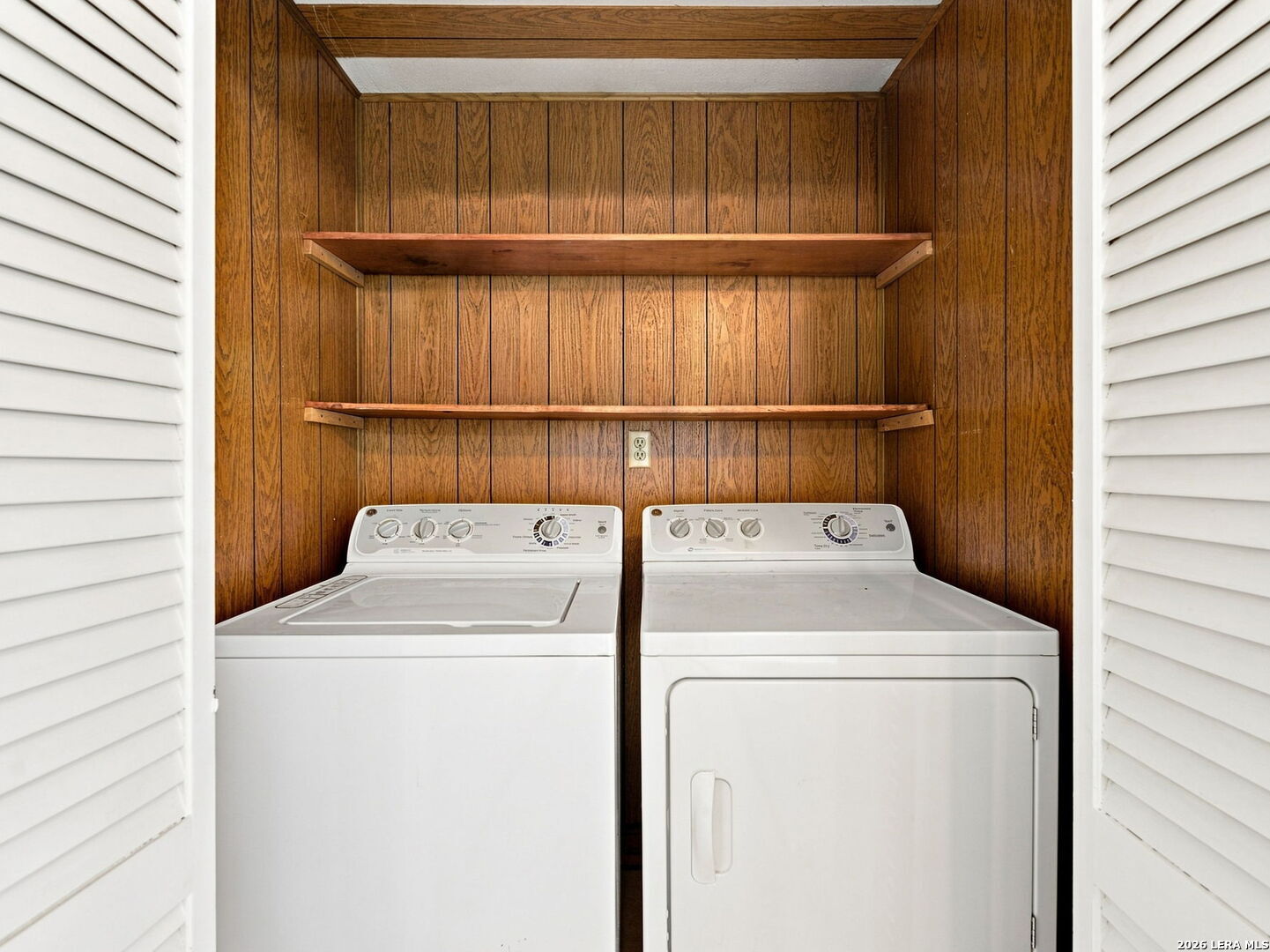 831 Brady San Antonio TX 78207