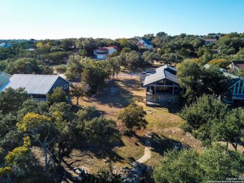864 Lakebreeze Drive Canyon Lake TX 78133