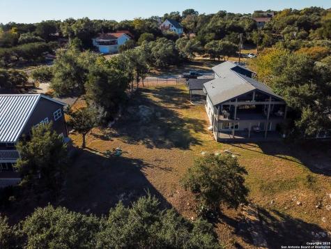 864 Lakebreeze Drive Canyon Lake TX 78133