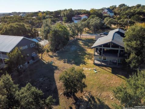864 Lakebreeze Drive Canyon Lake TX 78133
