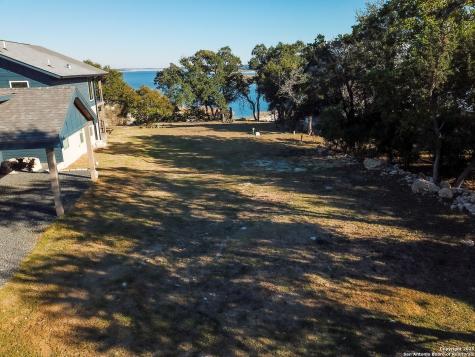 864 Lakebreeze Drive Canyon Lake TX 78133