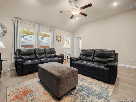 4311 Southton Woods San Antonio TX 78223