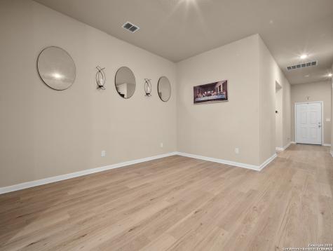 4311 Southton Woods San Antonio TX 78223