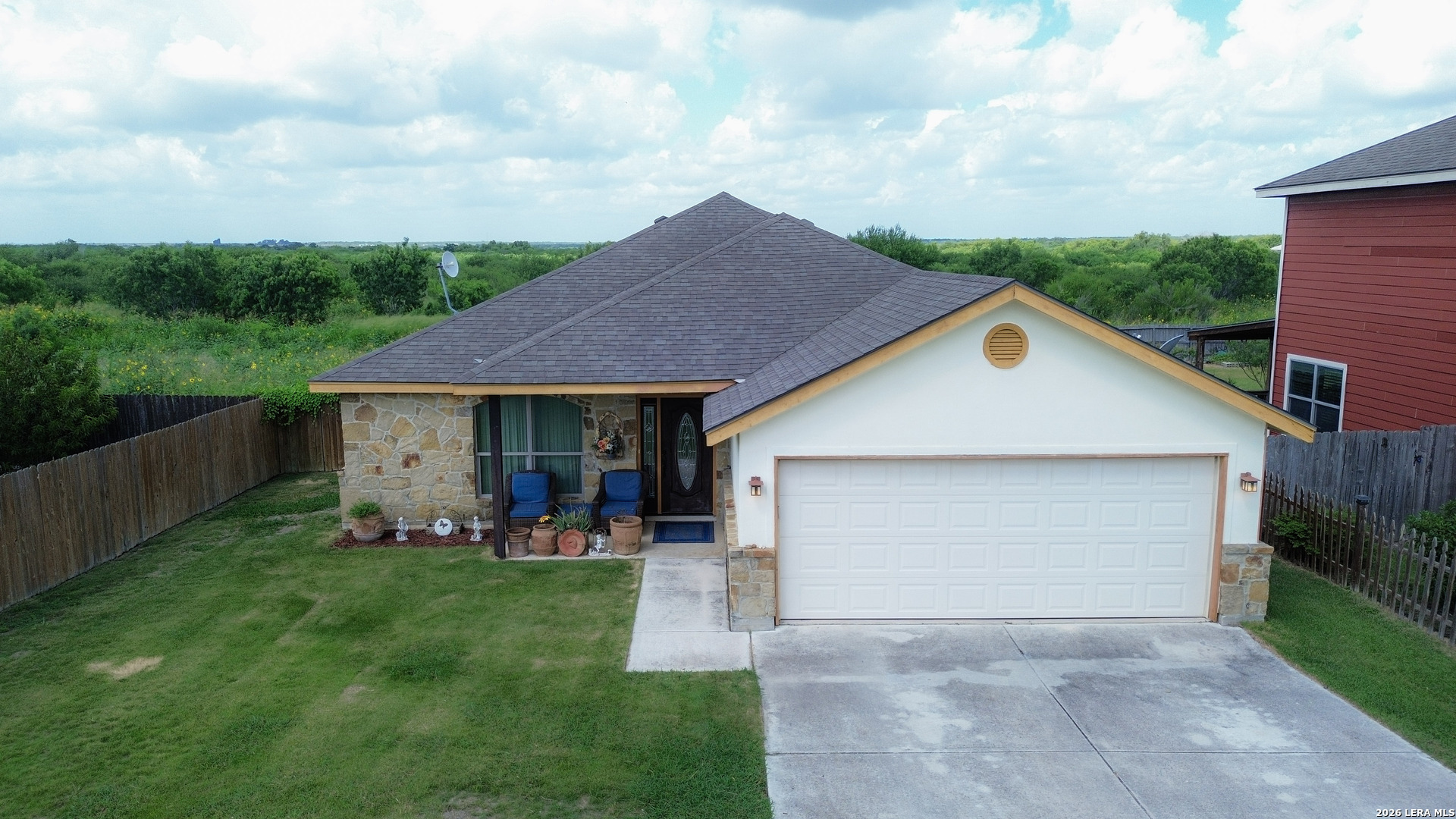 518 Indian Crossing Jourdanton TX 78026
