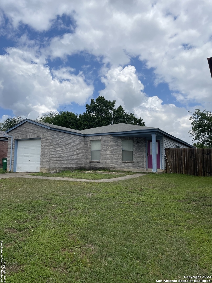 9815 Village Basin San Antonio TX 78250