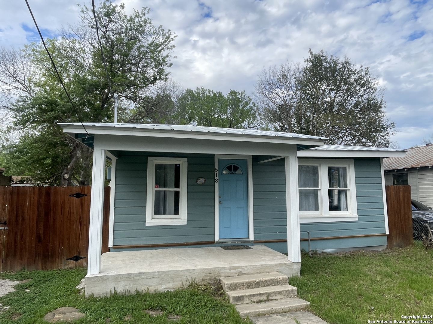 518 Newton Avenue Seguin TX 78155