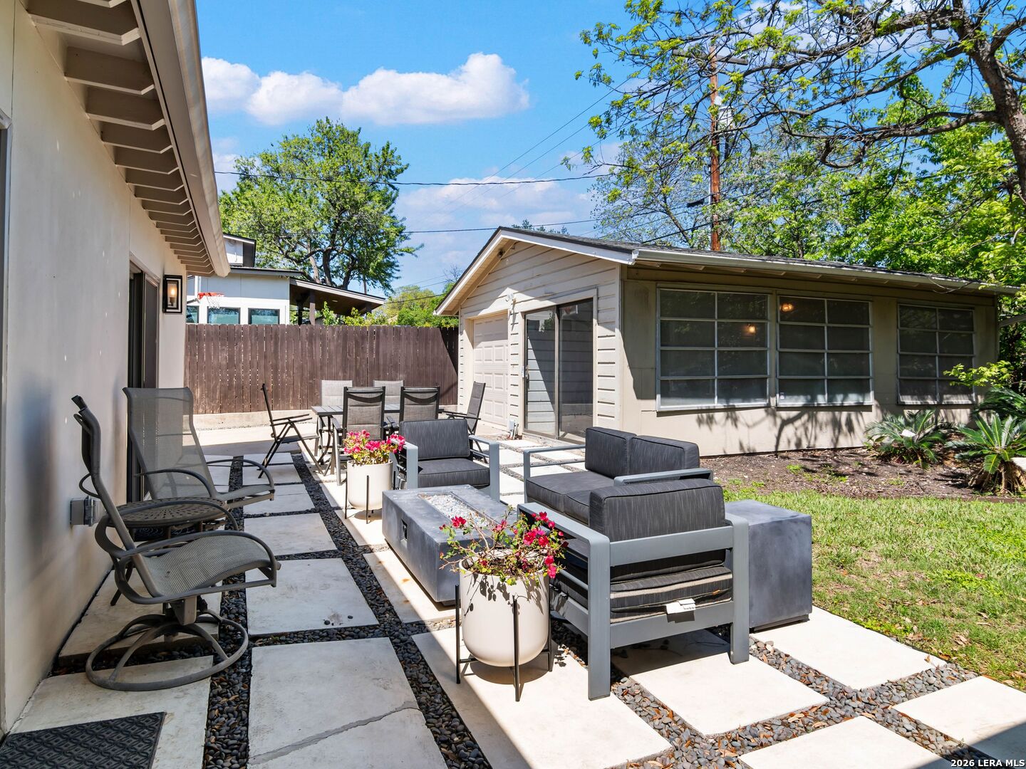 1109 Wiltshire Avenue Terrell Hills TX 78209