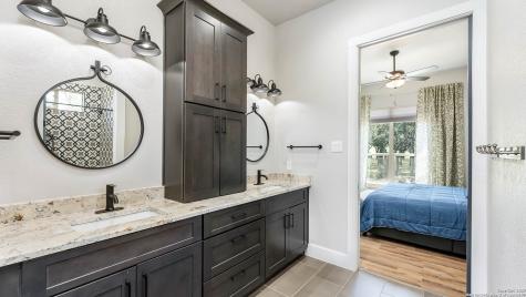924 Annabelle Avenue Bulverde TX 78163