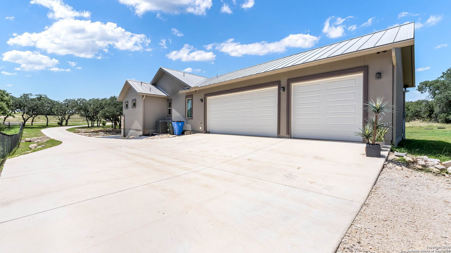 924 Annabelle Avenue Bulverde TX 78163