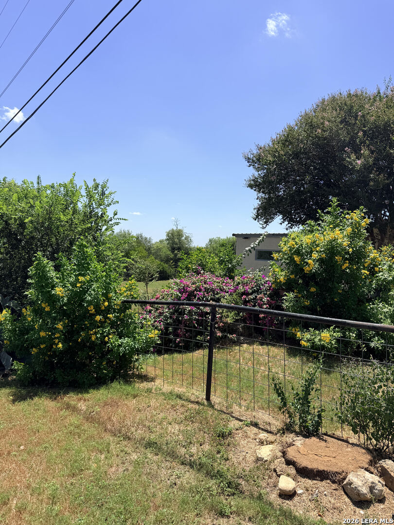 275 County Road 5634 Castroville TX 78009