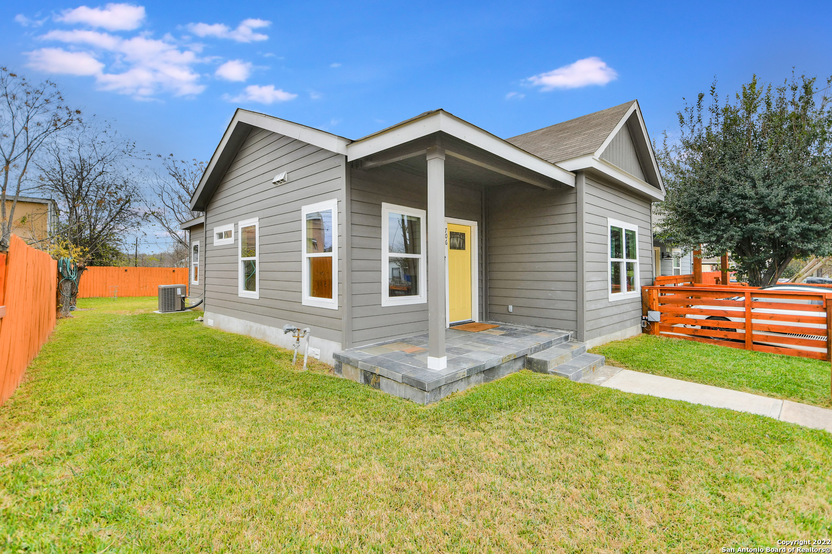 706 S Olive Street San Antonio TX 78203