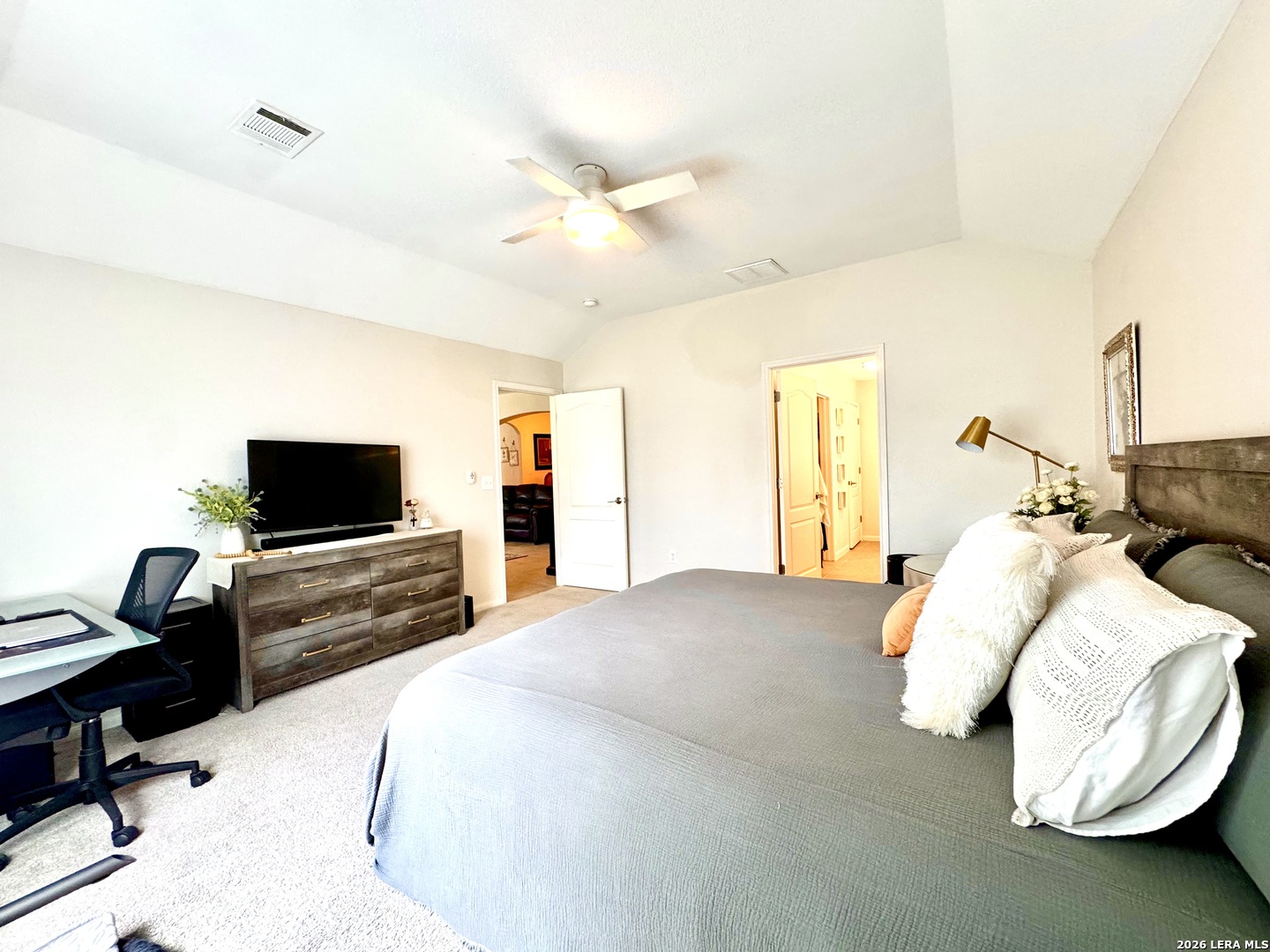 1106 Seven Iron San Antonio TX 78221