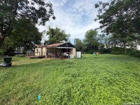 1326 Aldama Street Seguin TX 78155