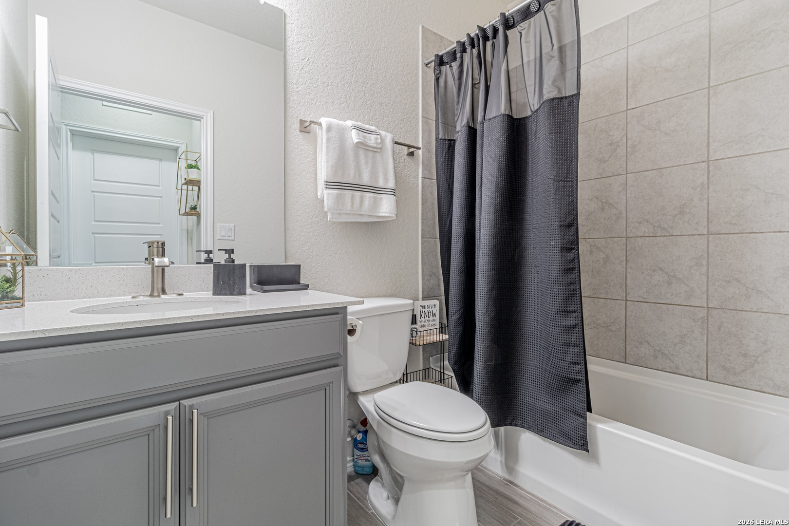 2102 Dalhart San Antonio TX 78253