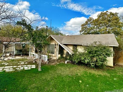 7335 Glen Heights San Antonio TX 78239