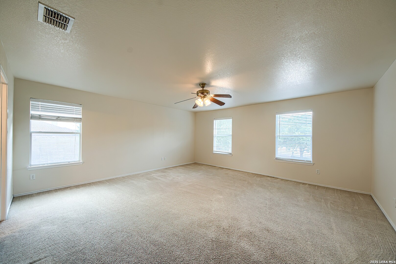 6618 Woodbell Live Oak TX 78233