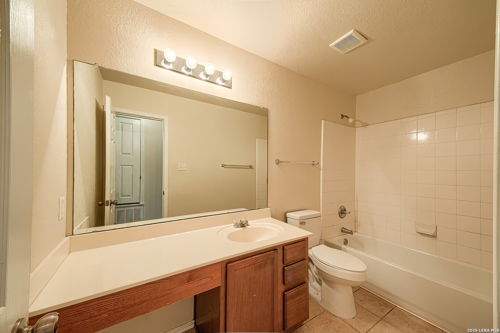 6618 Woodbell Live Oak TX 78233