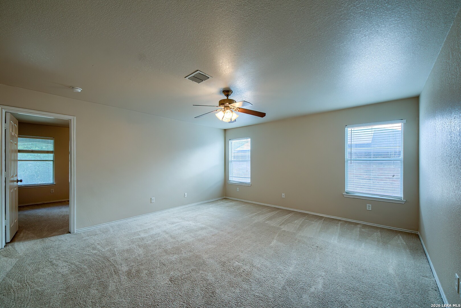 6618 Woodbell Live Oak TX 78233