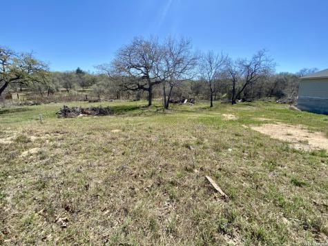 129 Ash Parkway La Vernia TX 78121