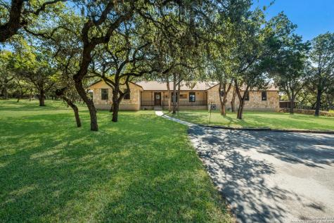 8120 Garden Oaks Drive San Antonio TX 78266