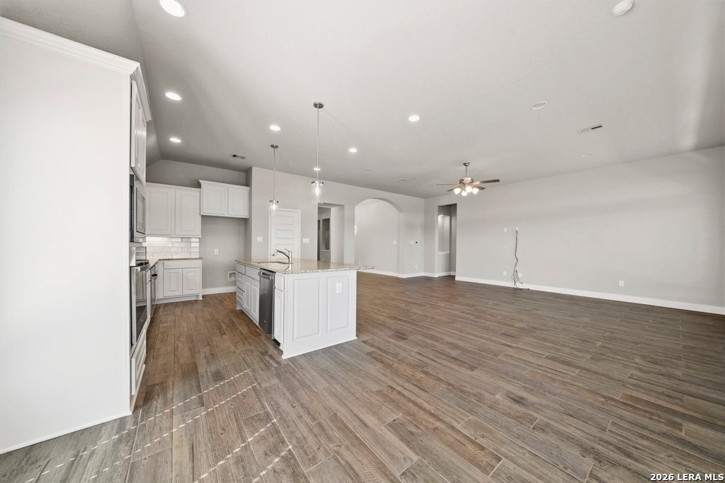 3105 High Meadow Seguin TX 78155