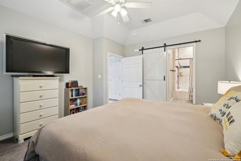 636 Skyline Drive Bandera TX 78003
