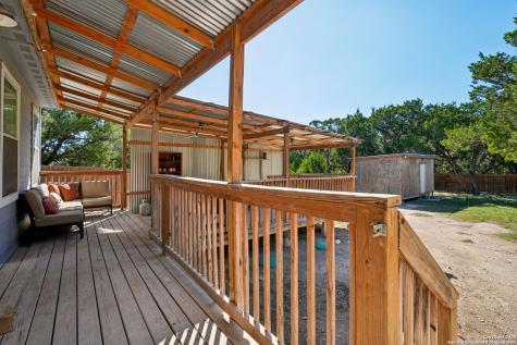 636 Skyline Drive Bandera TX 78003