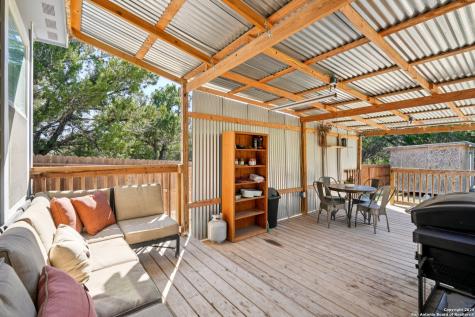 636 Skyline Drive Bandera TX 78003