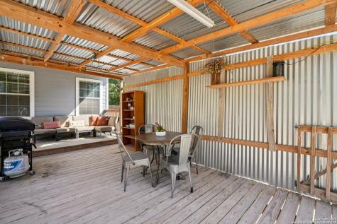 636 Skyline Drive Bandera TX 78003
