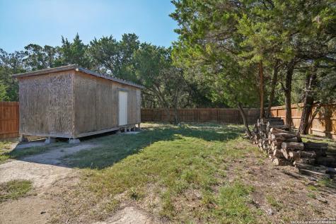 636 Skyline Drive Bandera TX 78003