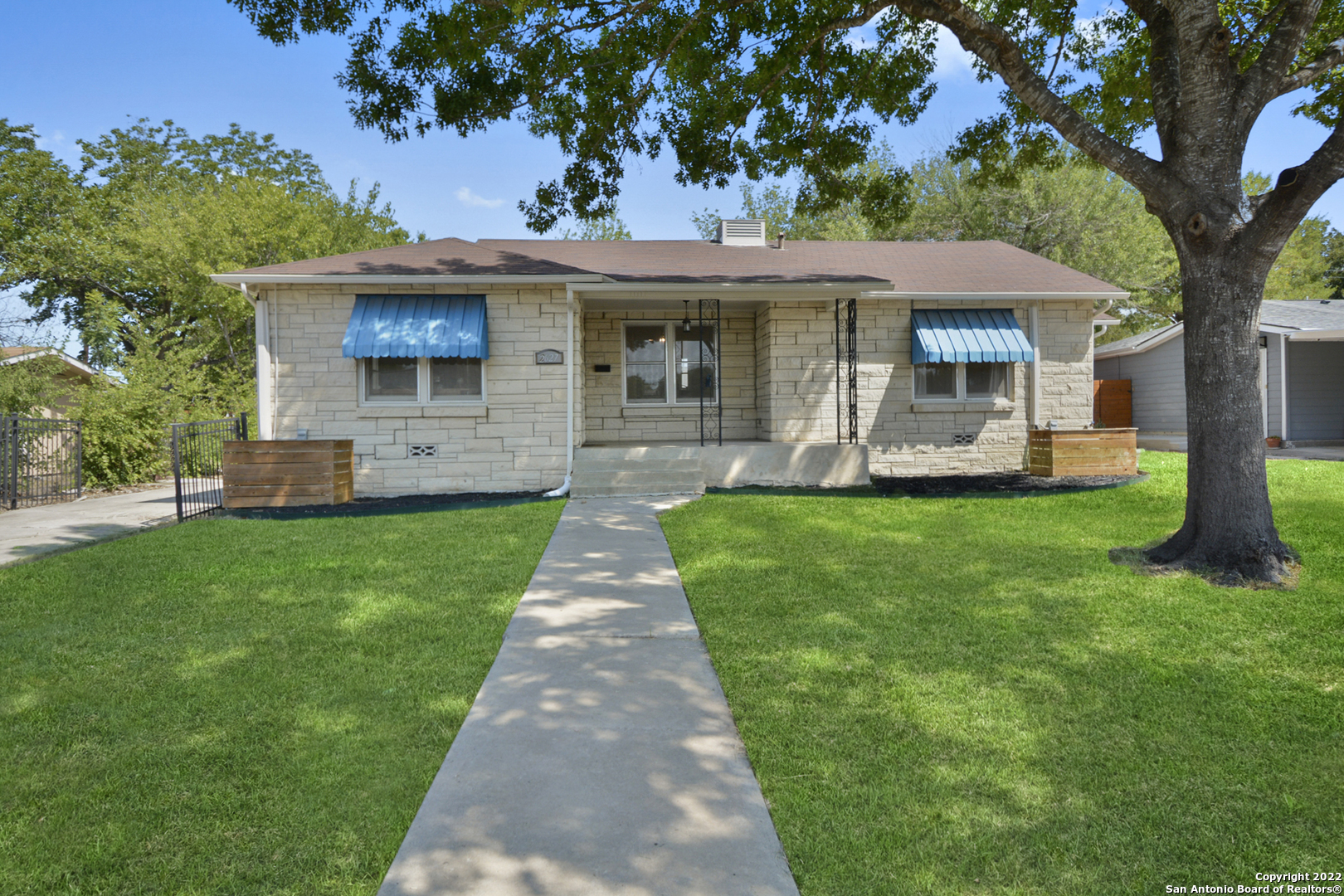 2627 W Kings Highway San Antonio TX 78228