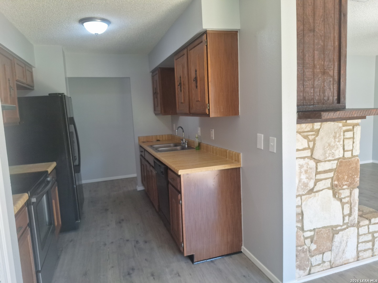 9338 Valley Ridge San Antonio TX 78250