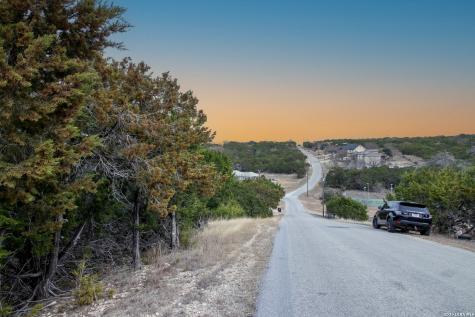 197 NW Hills Drive Kerrville TX 78028
