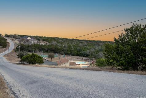 197 NW Hills Drive Kerrville TX 78028