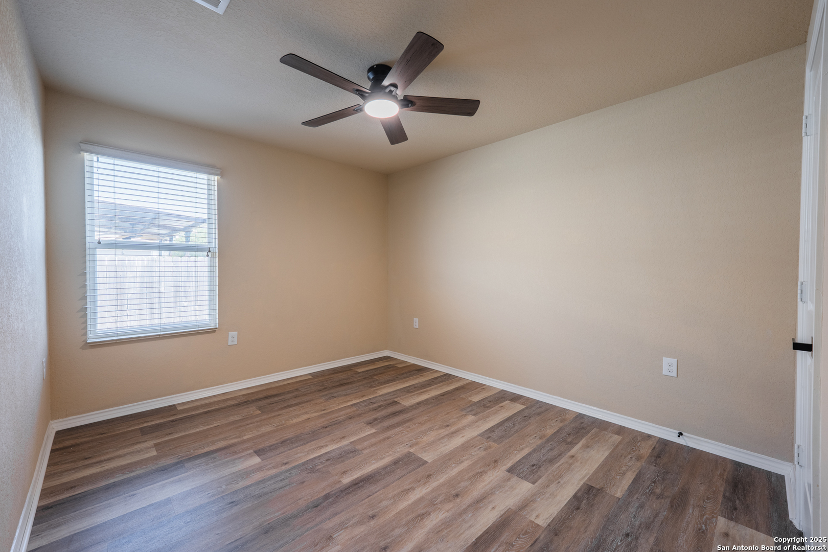 6958 Cozy Run San Antonio TX 78218