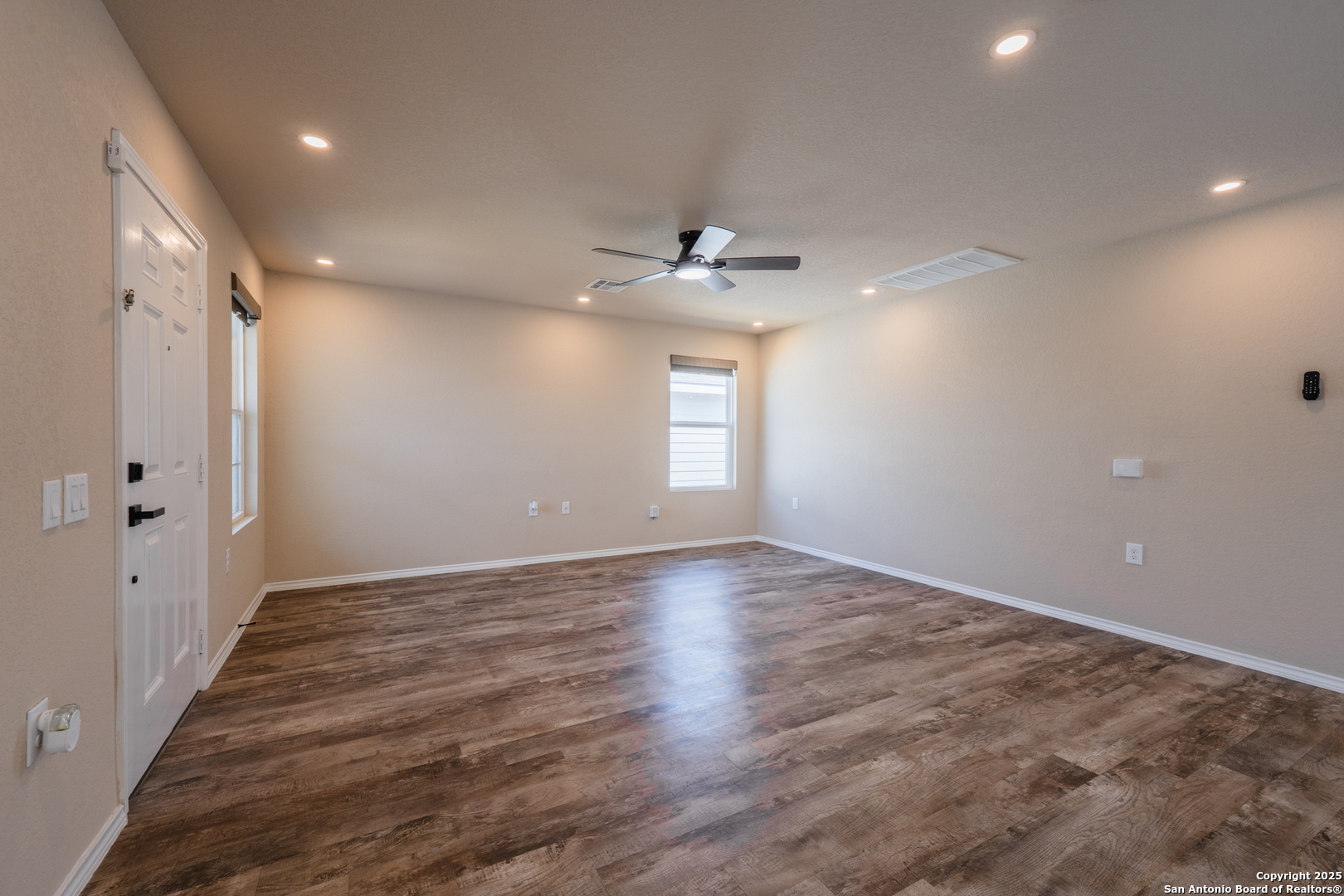 6958 Cozy Run San Antonio TX 78218
