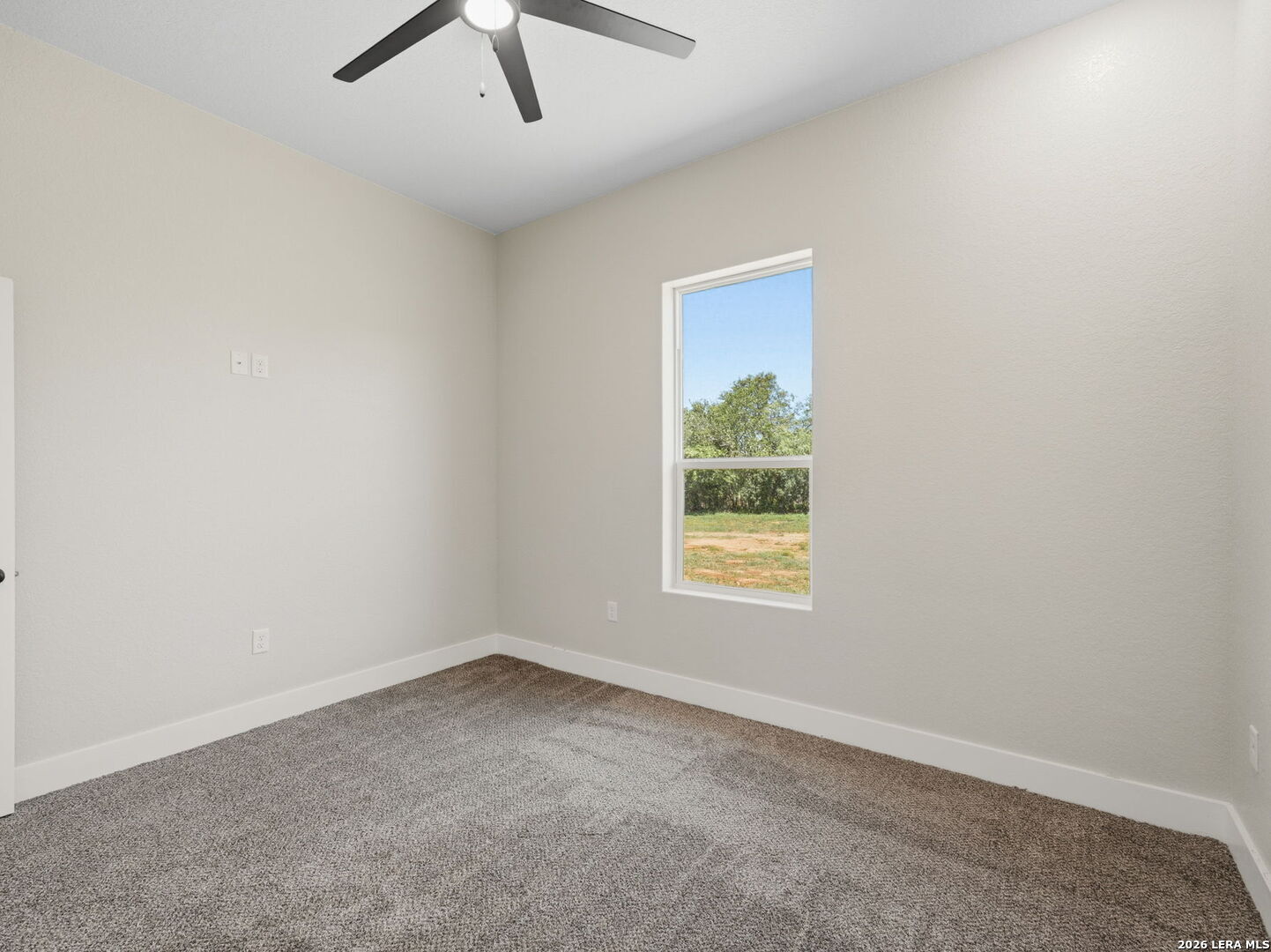 117 W Short Meadow Drive Lytle TX 78052
