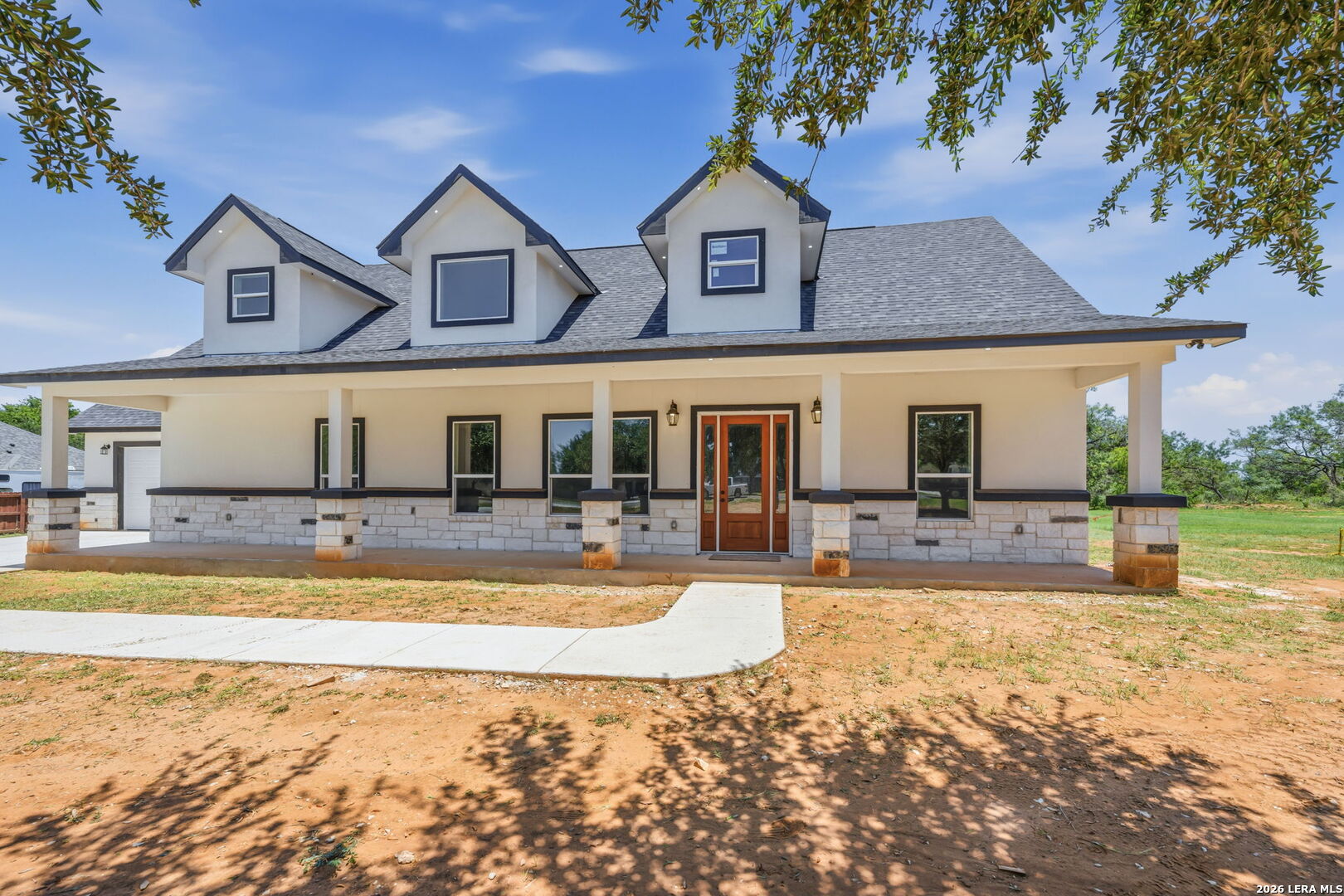117 W Short Meadow Drive Lytle TX 78052
