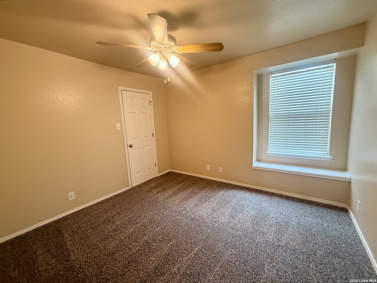 3615 Dunlap Fields Converse TX 78109