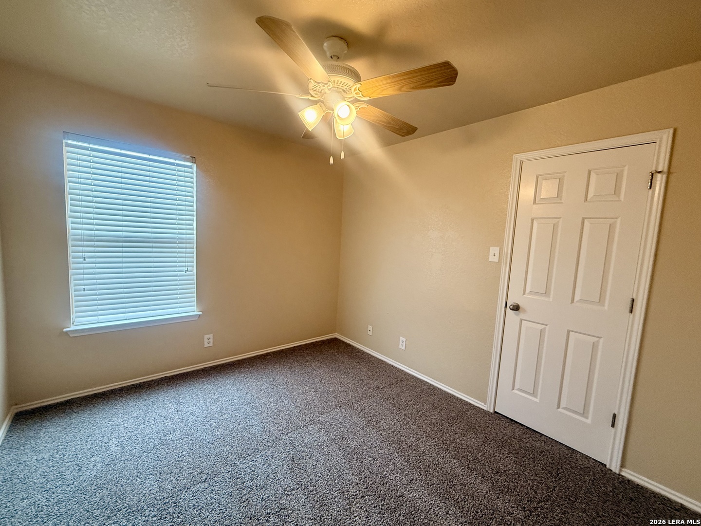 3615 Dunlap Fields Converse TX 78109