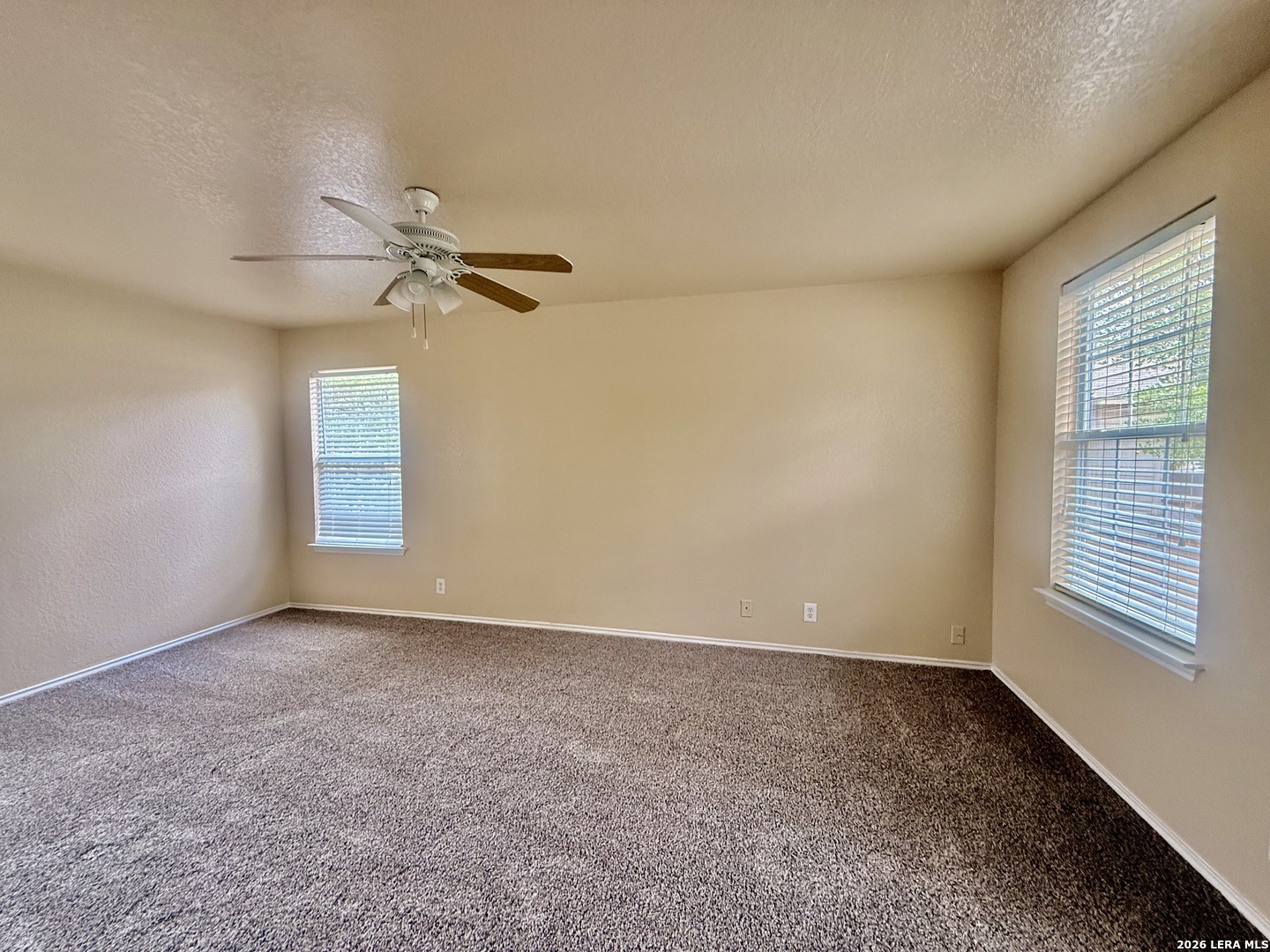 3615 Dunlap Fields Converse TX 78109