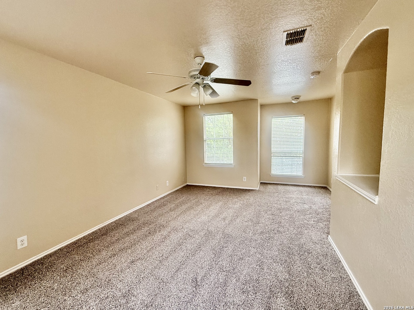 3615 Dunlap Fields Converse TX 78109