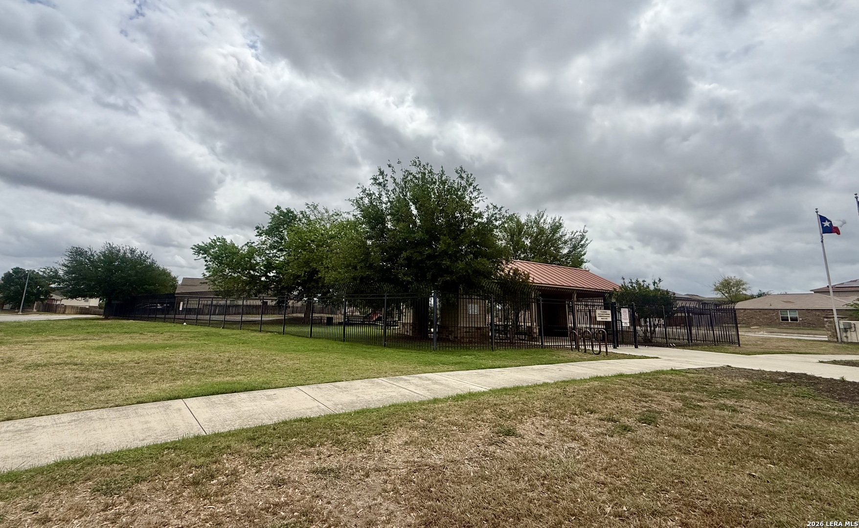 3615 Dunlap Fields Converse TX 78109
